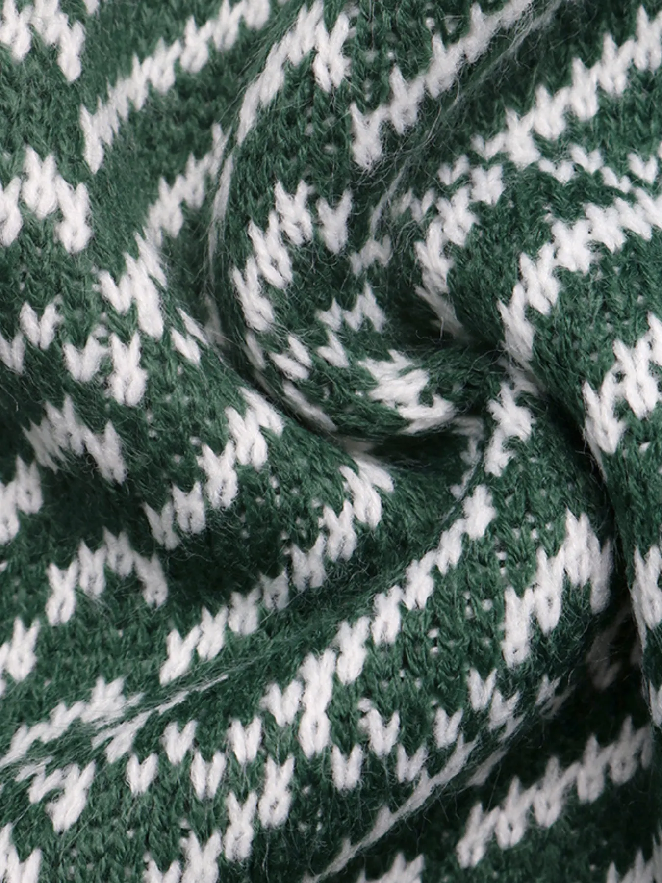 Geometric Patterned Collared Sweater 10
