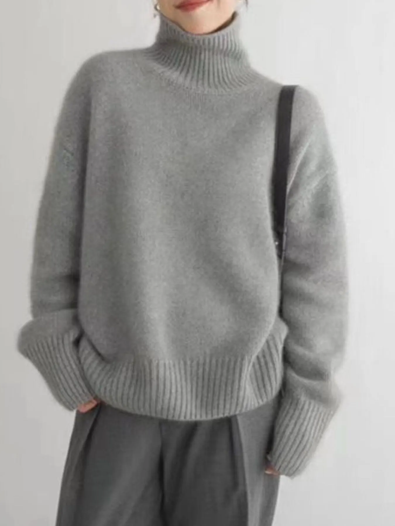 Turtleneck Dropped Shoulder Sweater 7
