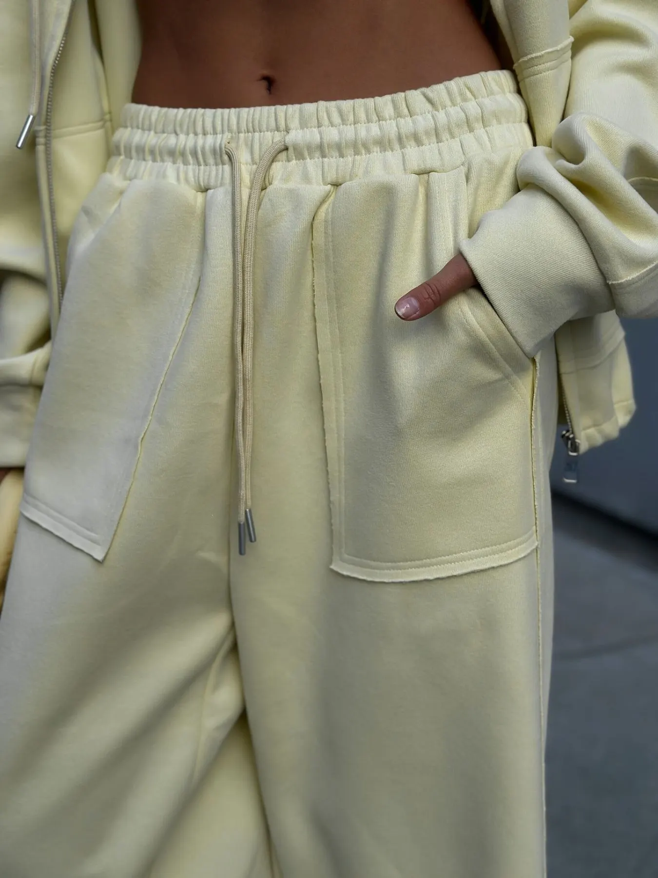 Oversized Zip-Up Hoodie and Wide-Leg Pants Set 28