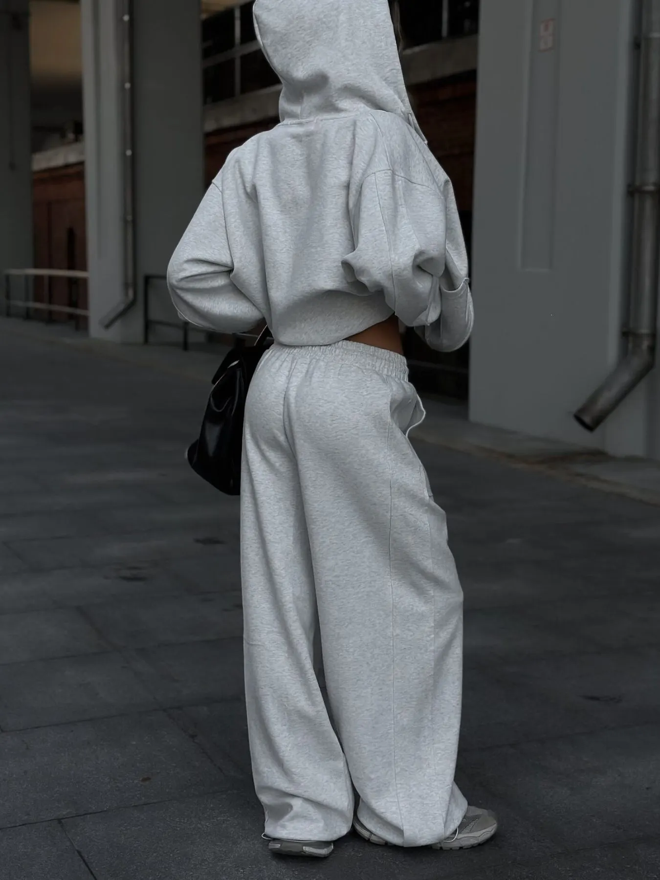 Oversized Zip-Up Hoodie and Wide-Leg Pants Set 11