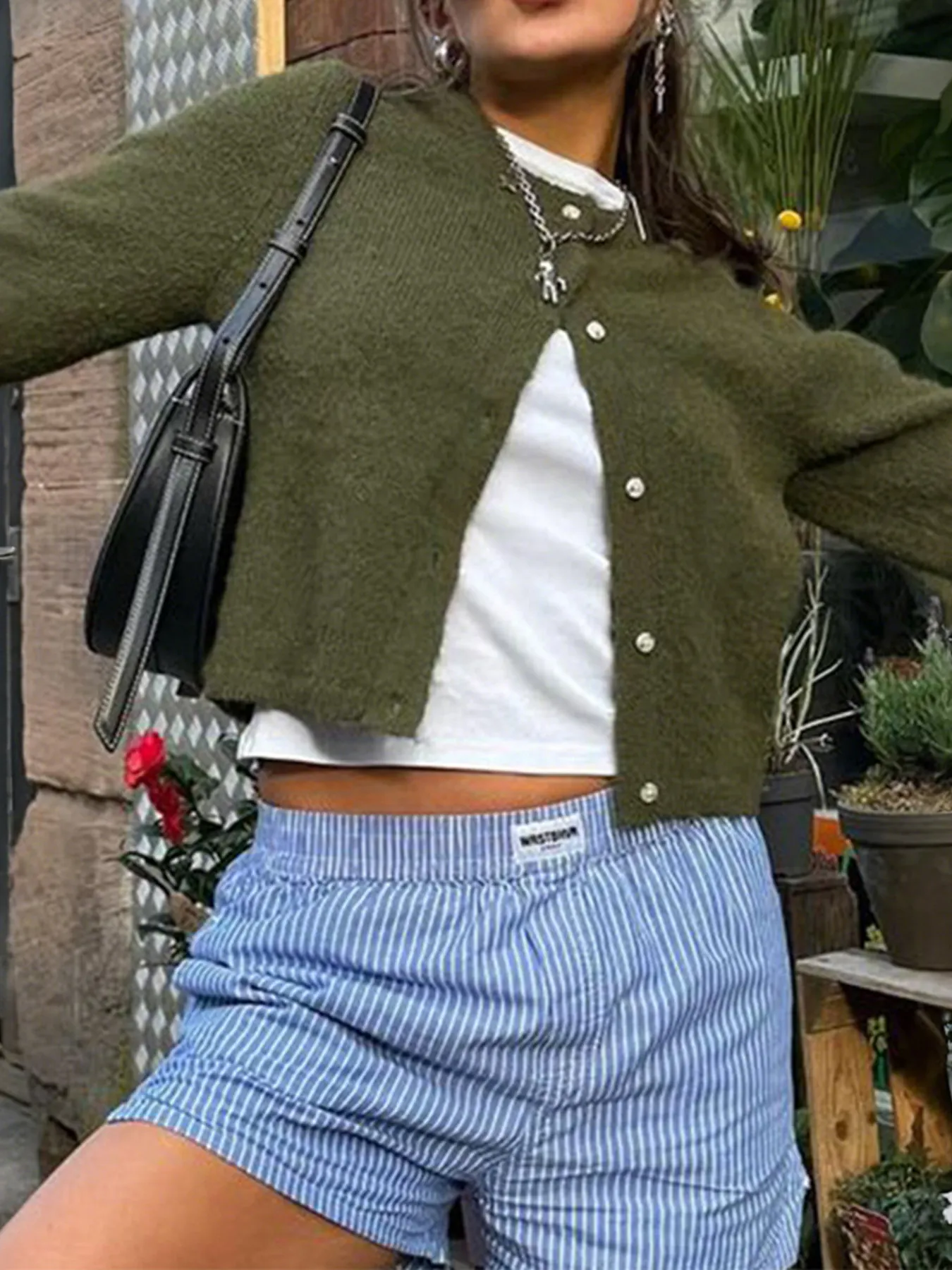 Button-Up Cropped Sweater Cardigan 7
