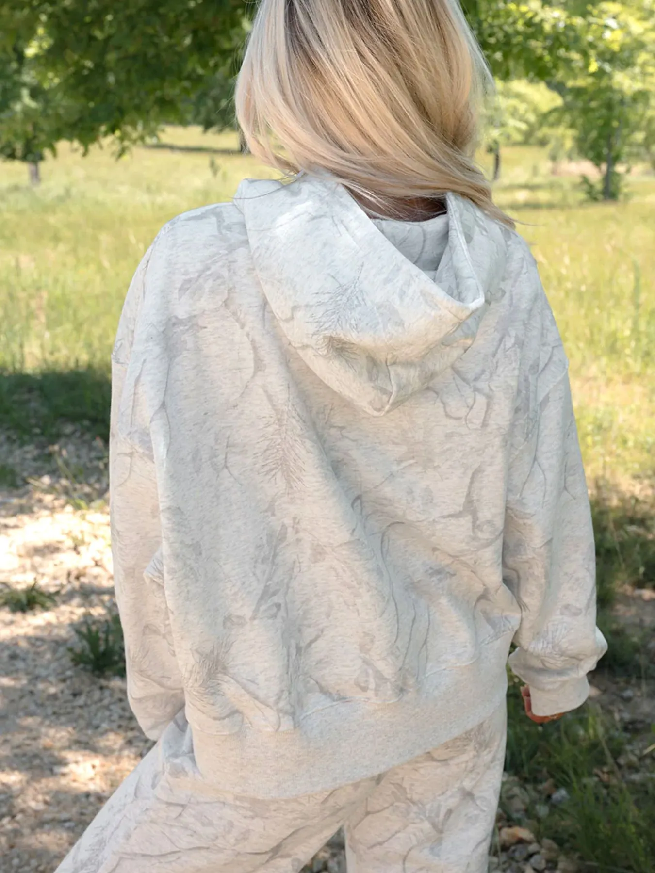 Abstract Print Loose Drop Sleeve Hoodie and Elastic Waistband Pants Set 3