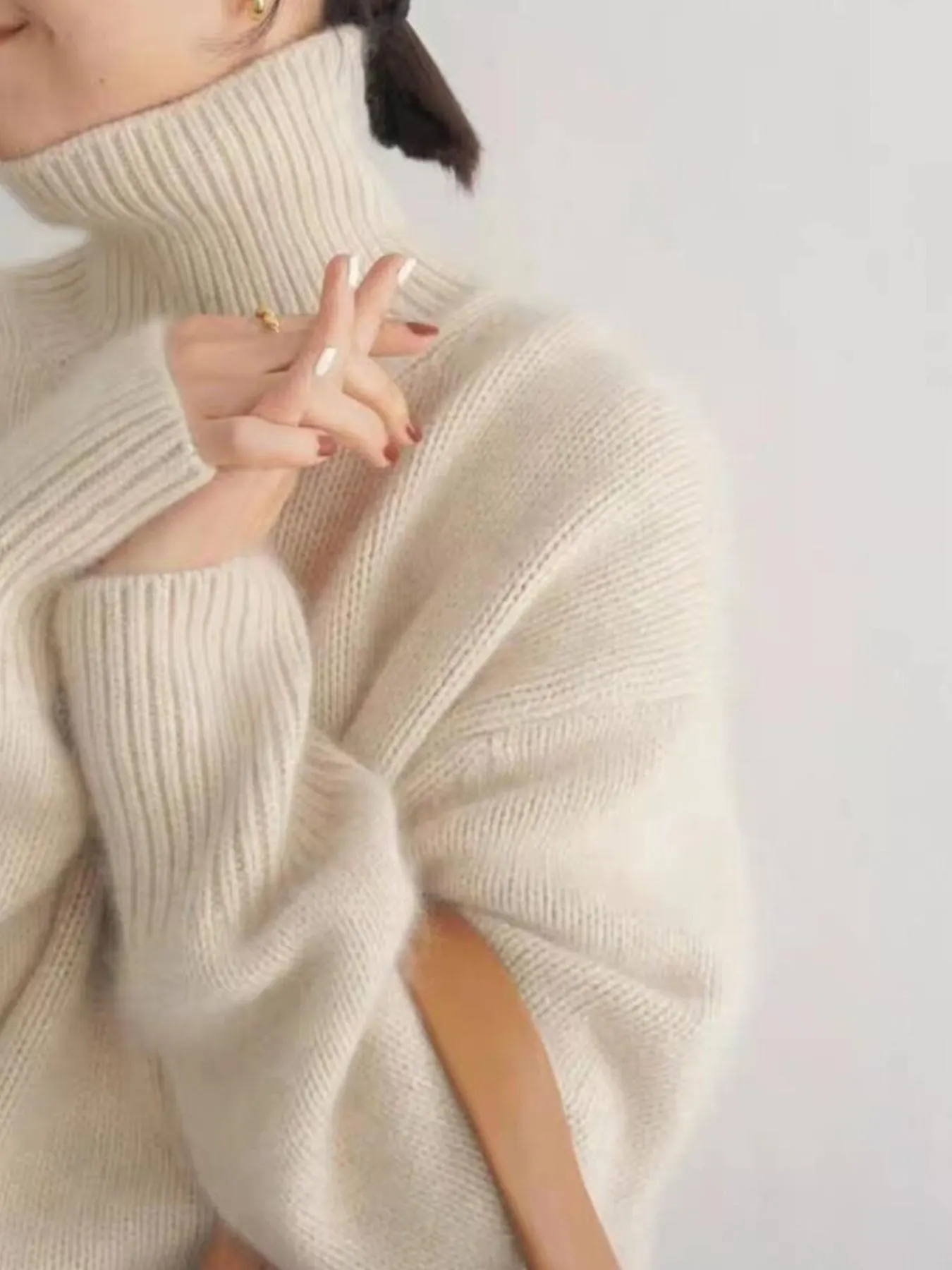 Turtleneck Dropped Shoulder Sweater 4